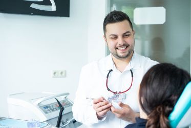 Zahnarzt Rodgau-Jügesheim KAYA&smile - Behandlung